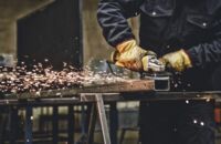 Sicherheitstechnik im Handwerk/ bei der Verarbeitung, ob in Zusammenarbeit oder für den Eigengebrauch.